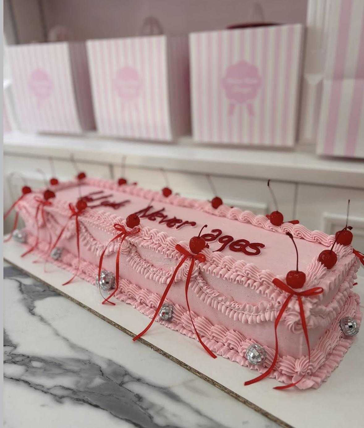 Vintage cake rectangle
